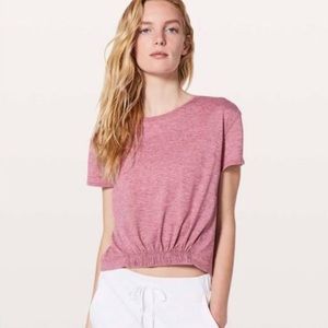 lulu lemon “short notice tee” size 2